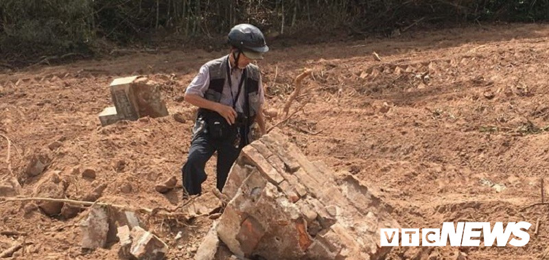 mo vo vua Tu Duc 1 3