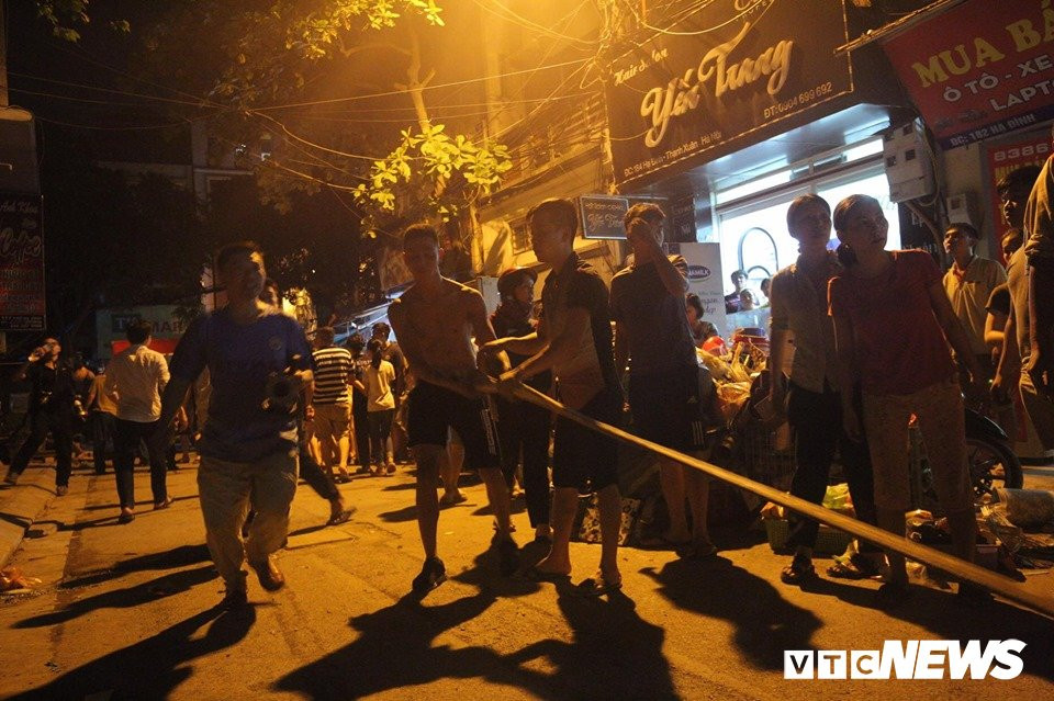 Anh Doan chay phich nuoc rang dong 5 5