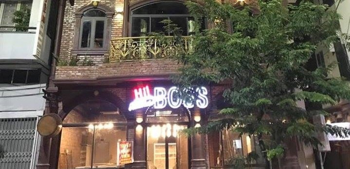 Cay-xanh-via-he-truoc-nha-hang-cua-dai-gia-bi-bung-bat-thuong-cay-xanh-3-1569059626-width720height960