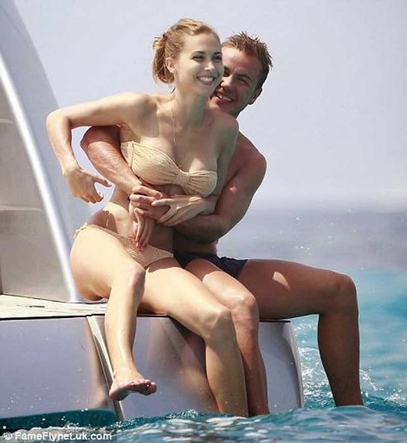 Mario-Gotze-girlfriend-An
