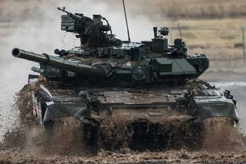 T-90 lot vao Top 5 xe tang manh nhat the gioi