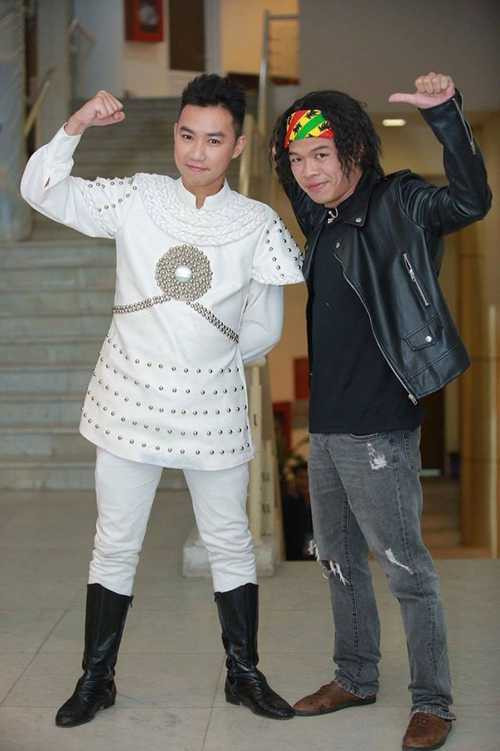 he lo hai guong mat moi cuc bi an trong tao quan 2017 hinh anh 4