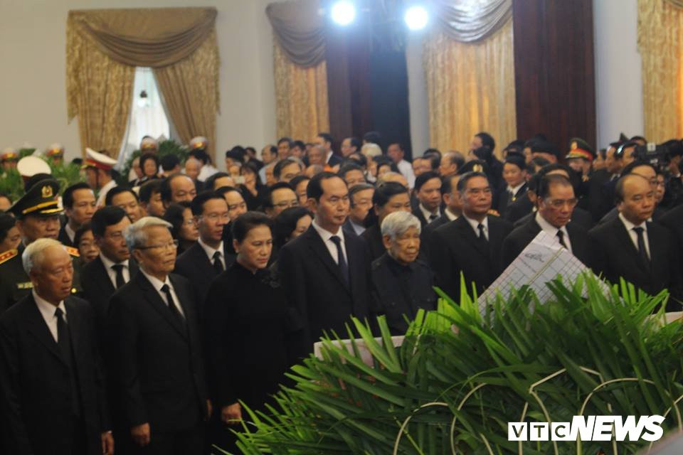 nguyen-lanh-dao-dang-nha-nuoc 5