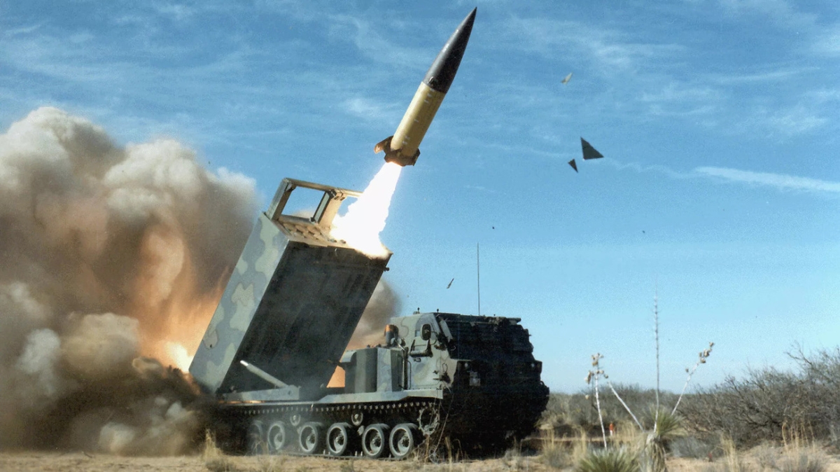 Mỹ bí mật cung cấp tên lửa ATACMS cho Ukraine vào tháng 4
