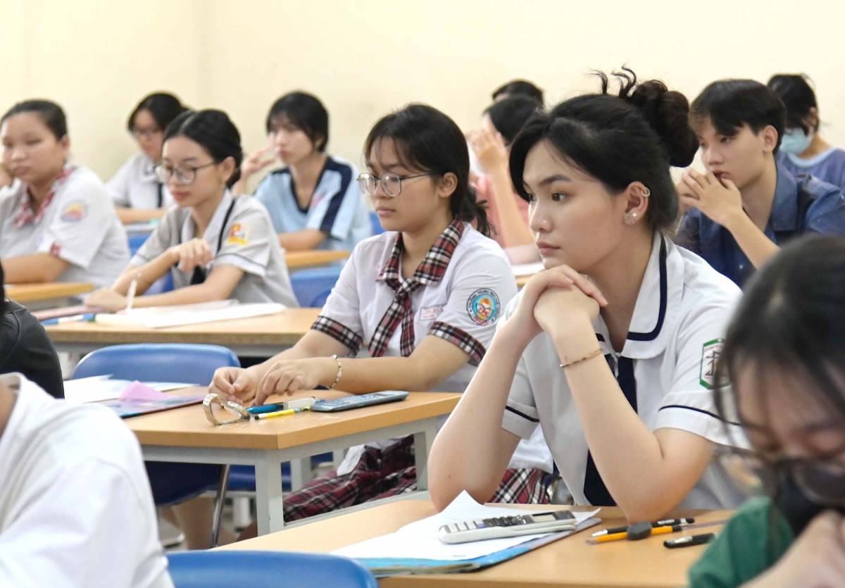 Thủ khoa kỳ thi đánh giá năng lực Đại học Quốc gia Hà Nội đạt 129/150 điểm