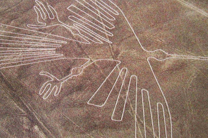 Những hình vẽ ở sa mạc Peru có trước các nét vẽ trên cao nguyên Nazca