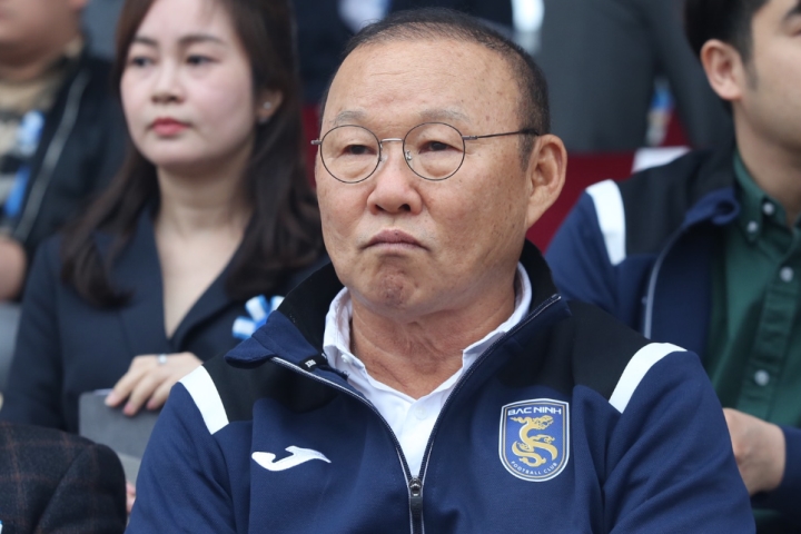 Tin bóng đá sáng 11/3: Huỳnh Như tạo địa chấn tại Lank FC; Đội bóng của HLV Park Hang-seo đại thắng