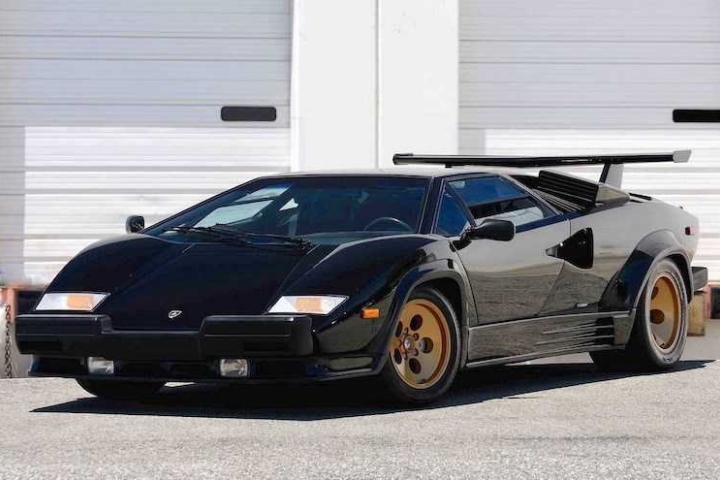 Huyền thoại' Lamborghini Countach giá 9,47 tỷ đồng có gì độc đáo?