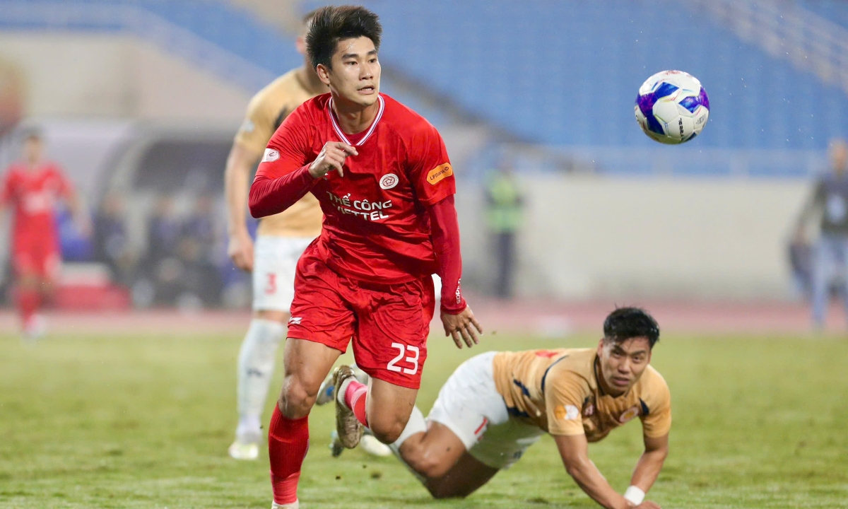 Trực tiếp bóng đá CLB Công an Hà Nội 1-0 Thể Công Viettel: Tân binh mắc lỗi