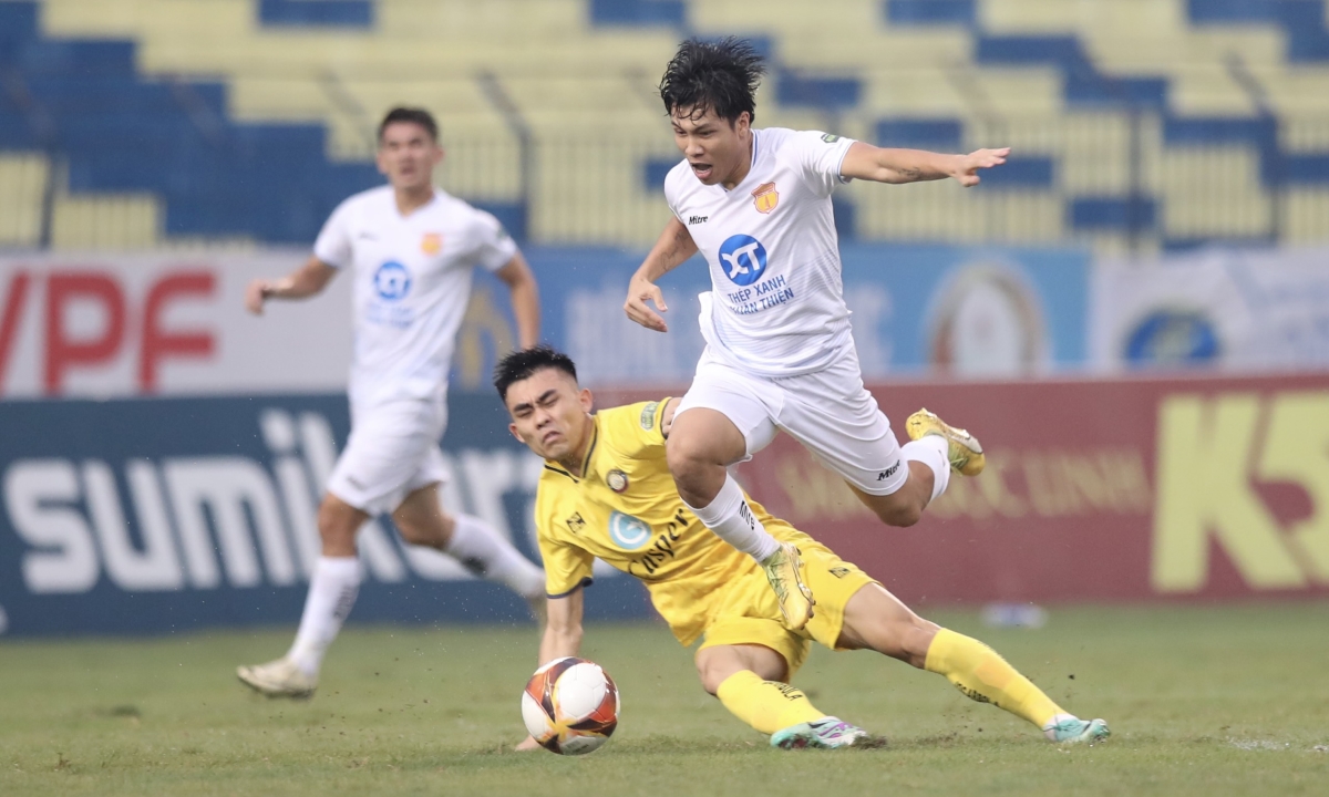 Bảng xếp hạng V.League 2024-2025 mới nhất vòng 12