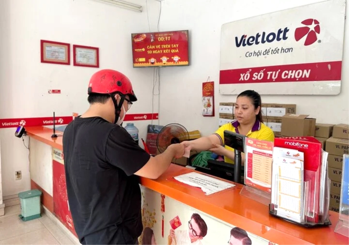 Độc đắc Vietlott chạm ngưỡng 300 tỷ đồng, người TP.HCM đổ xô săn giải lớn