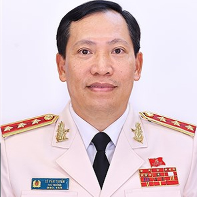 Lê Văn Tuyến