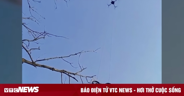 Ukraine dùng drone chở nguyên xe đạp điện để giải cứu binh sĩ bị cô lập