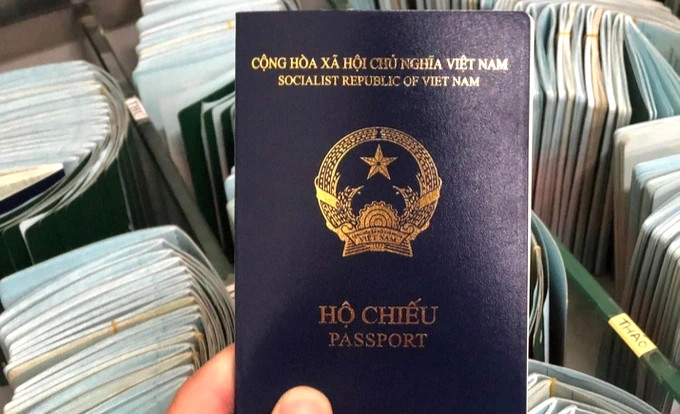 Đức ngừng cấp visa vào hộ chiếu Việt Nam mẫu mới