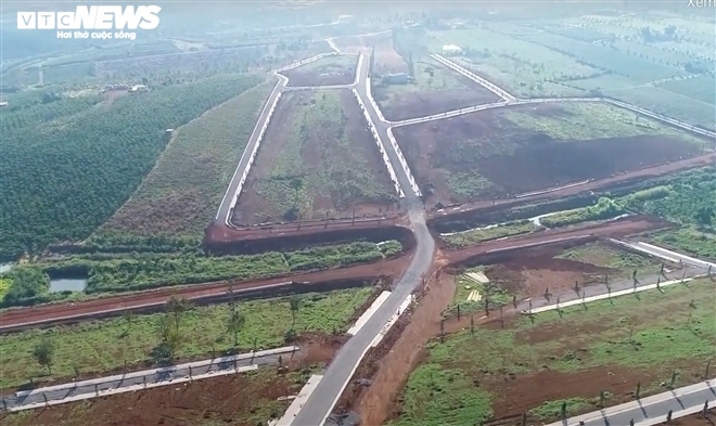 Quả đồi 36ha bị xẻ thành 1.000 nền đất đem bán ở Lâm Đồng