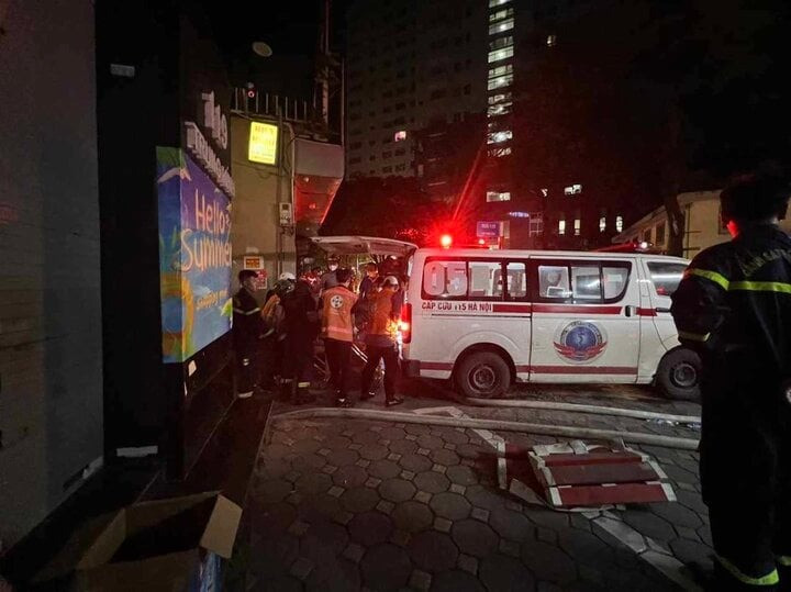 Cháy nhà trọ ở Trung Kính Hà Nội, 14 người chết
