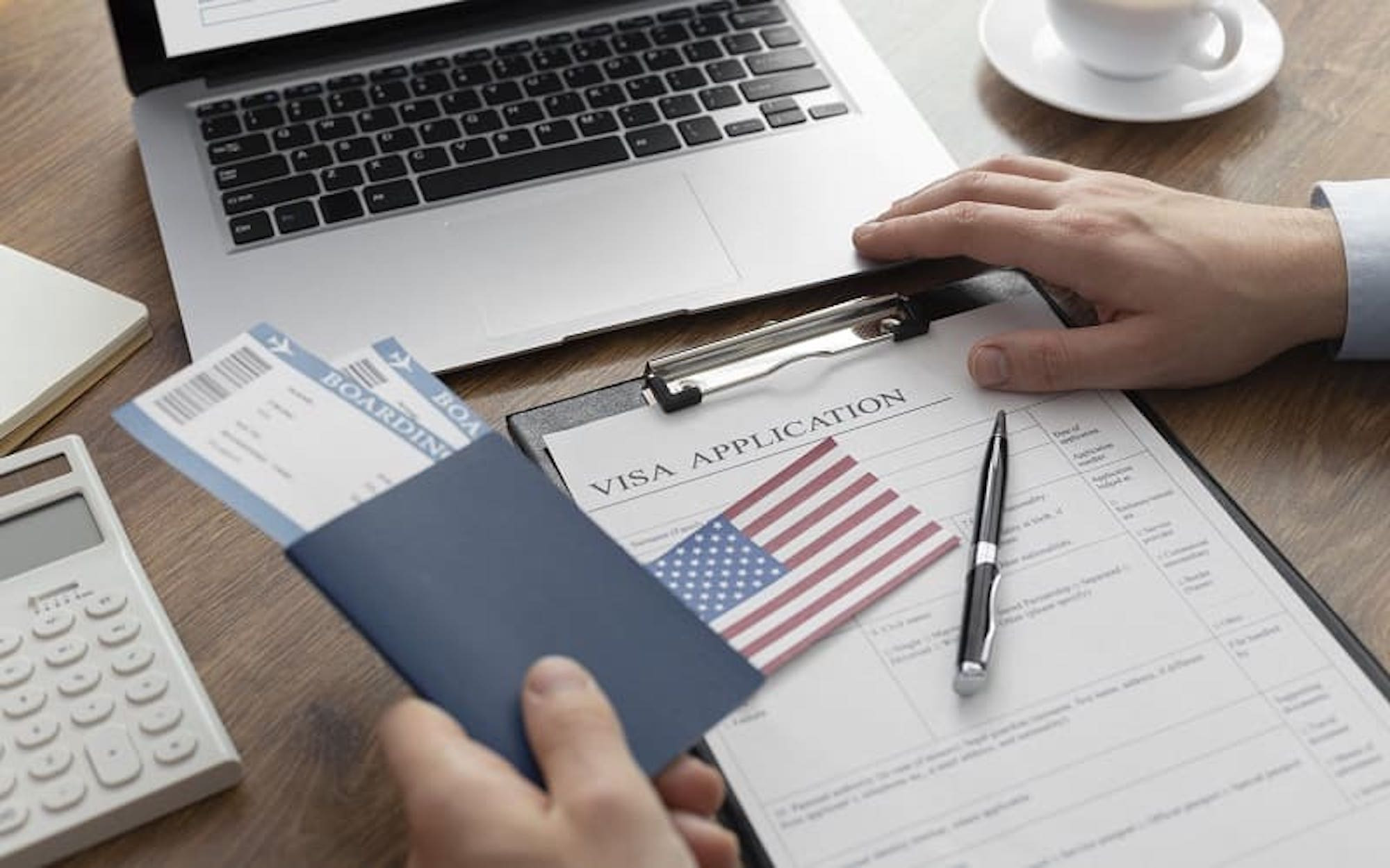 Mỹ tạm dừng cấp mới visa du học