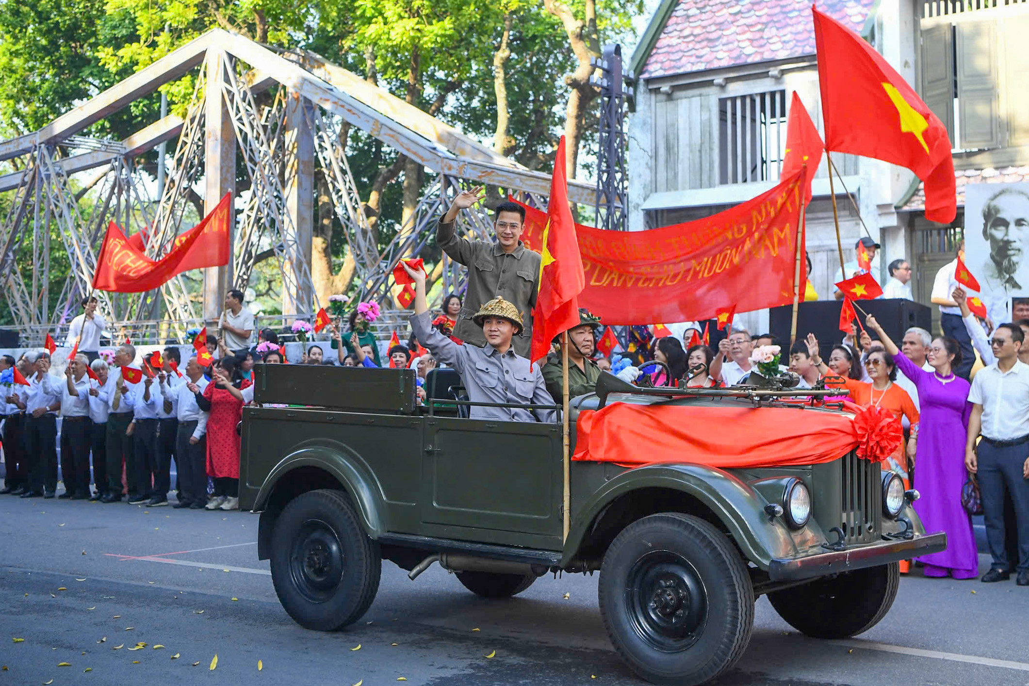 Kỷ niệm 70 năm Ngày Giải phóng Thủ đô
