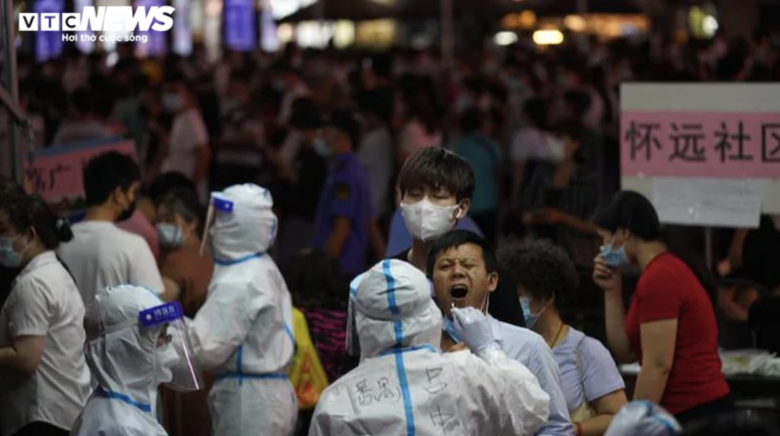 Dịch COVID-19 bùng phát ở Trung Quốc