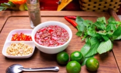 Ăn tiết canh có cải thiện được tình trạng thiếu máu?