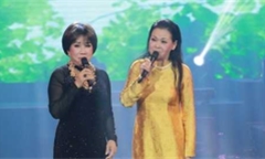 Bị Khánh Ly 'tố' không bao giờ sơn móng tay, Lệ Thu nhận là người 'hà tiện'