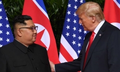 Tổng thống Trump bất ngờ nhận được thư của lãnh đạo Triều Tiên Kim Jong-un