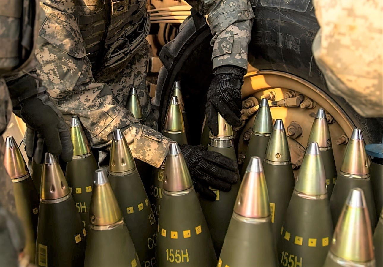 Sau một năm xung đột Nga–Ukraine, kinh tế toàn cầu ở đâu giữa 'ngã ba đường'?