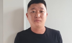 Bắt giữ người trốn lệnh truy nã đỏ của Interpol