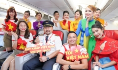 Cờ đỏ sao vàng trên những chuyến bay của Vietjet ngày 2/9