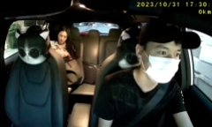 Ấm lòng trước hành động đẹp của tài xế taxi công nghệ