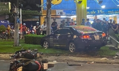 Nữ tài xế lái ô tô Camry tông hàng loạt xe máy ở TP.HCM khai gì?
