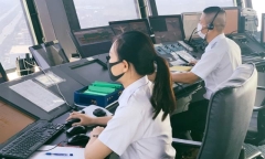 COVID-19 gây nguy cơ thiếu kiểm soát viên không lưu