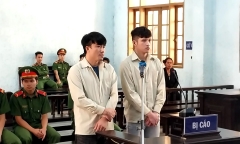 2 kẻ mua bán người xuyên biên giới bị tuyên gần 50 năm tù