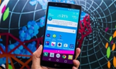 Giật mình loạt smartphone đình đám bị cài malware