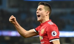 Tiền vệ MU phủ nhận cố ý nhổ nước bọt vào huy hiệu Man City