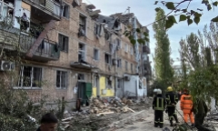 Ukraine cáo buộc Nga bắn tên lửa vào hơn 40 thành phố, thị trấn