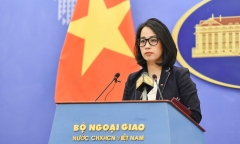 Lắp đặt phao đèn báo hiệu ở Trường Sa, Trung Quốc vi phạm chủ quyền của Việt Nam