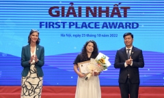 Trao giải báo chí 'Giảm ô nhiễm nhựa đại dương' năm 2022