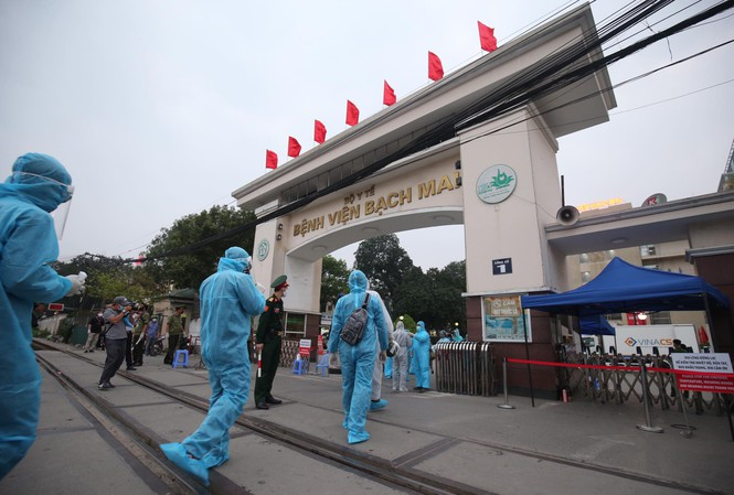 Video: 6 ca mắc Covid-19 mới liên quan tới Bệnh viện Bạch Mai