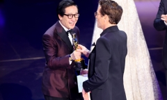 Quá khứ chìm trong bóng tối của nam diễn viên vừa đạt giải Oscar 