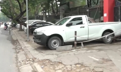 Hãi hùng cảnh bãi xe, nhà hàng bủa vây công viên Tuổi trẻ Thủ đô