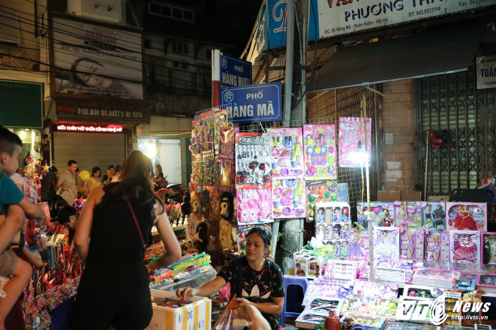 Hậu Trung thu, bánh nướng, bánh dẻo thanh lý rẻ như cho