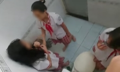 Nữ sinh ở TP.HCM đánh nhau trong toilet: Phòng GD&ĐT quận Tân Bình báo cáo gì?