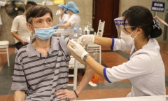 TP.HCM kích hoạt chiến dịch bảo vệ người thuộc nhóm nguy cơ trước COVID-19