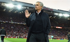 Đến Mourinho cũng ngạc nhiên khi MU thắng 4 trận vẫn chưa vượt qua vòng bảng C1