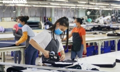 Tăng lương tối thiểu vùng lên 6%: Người lao động mừng nhưng đã đáp ứng kỳ vọng?