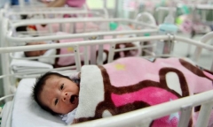 Ở thị trấn này, sinh con được tặng tiền theo cấp số nhân