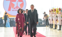 Ngắm từ trên cao những cây cầu ở Hà Nội bắc qua sông Hồng