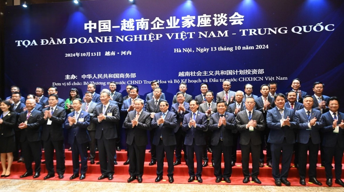 Thủ tướng Trung Quốc Lý Cường rời Hà Nội, kết thúc tốt đẹp chuyến thăm Việt Nam