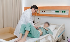 'Chiến dịch' ngoạn mục giải cứu chàng trai 19 tuổi khỏi khối u xương khổng lồ